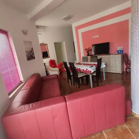 App Margareta Apartment Umag Exterior foto